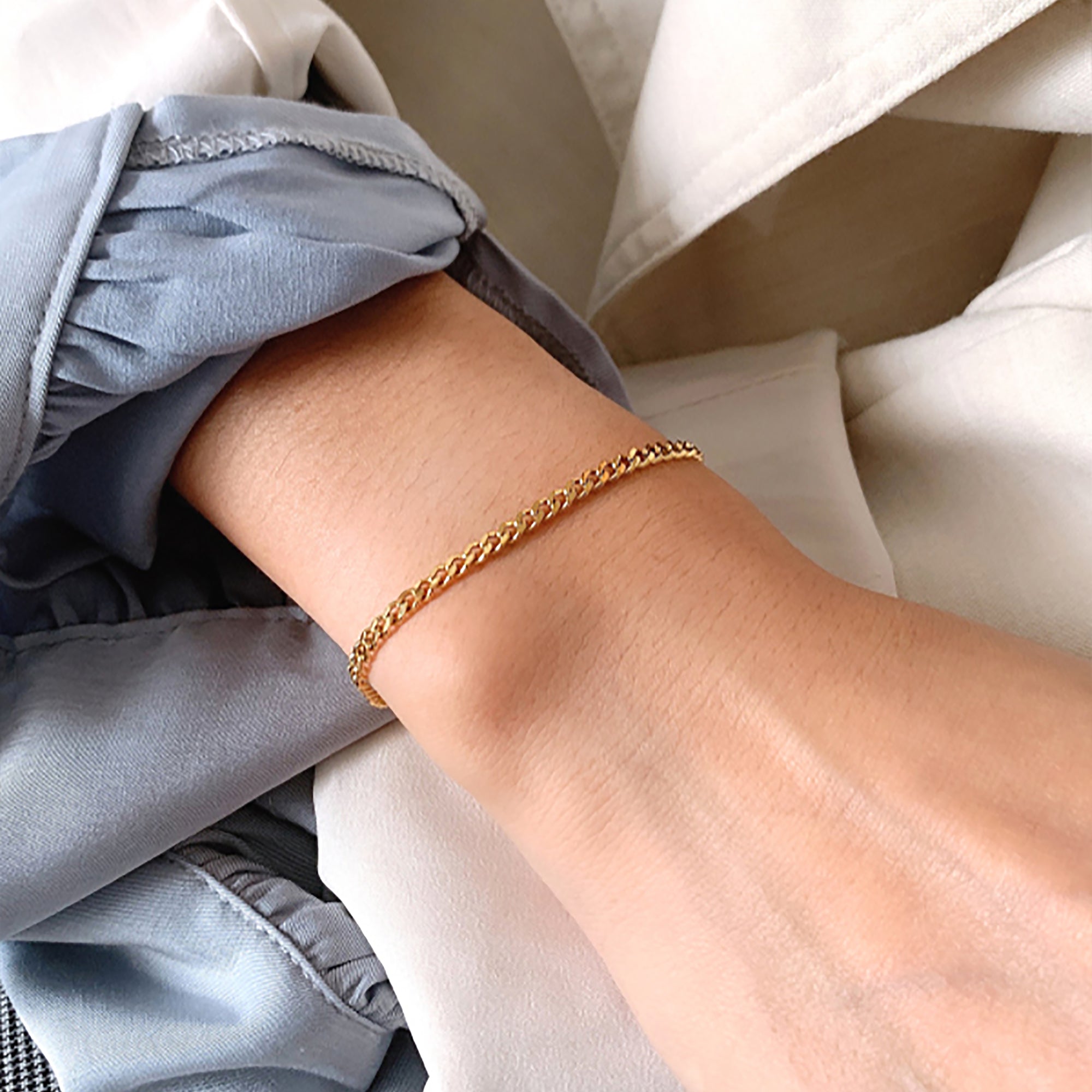 Gold Plated Metal Bracelet Gift Wedding diamond Birthday Valentine Holiday Season KOL Influencer anniversay