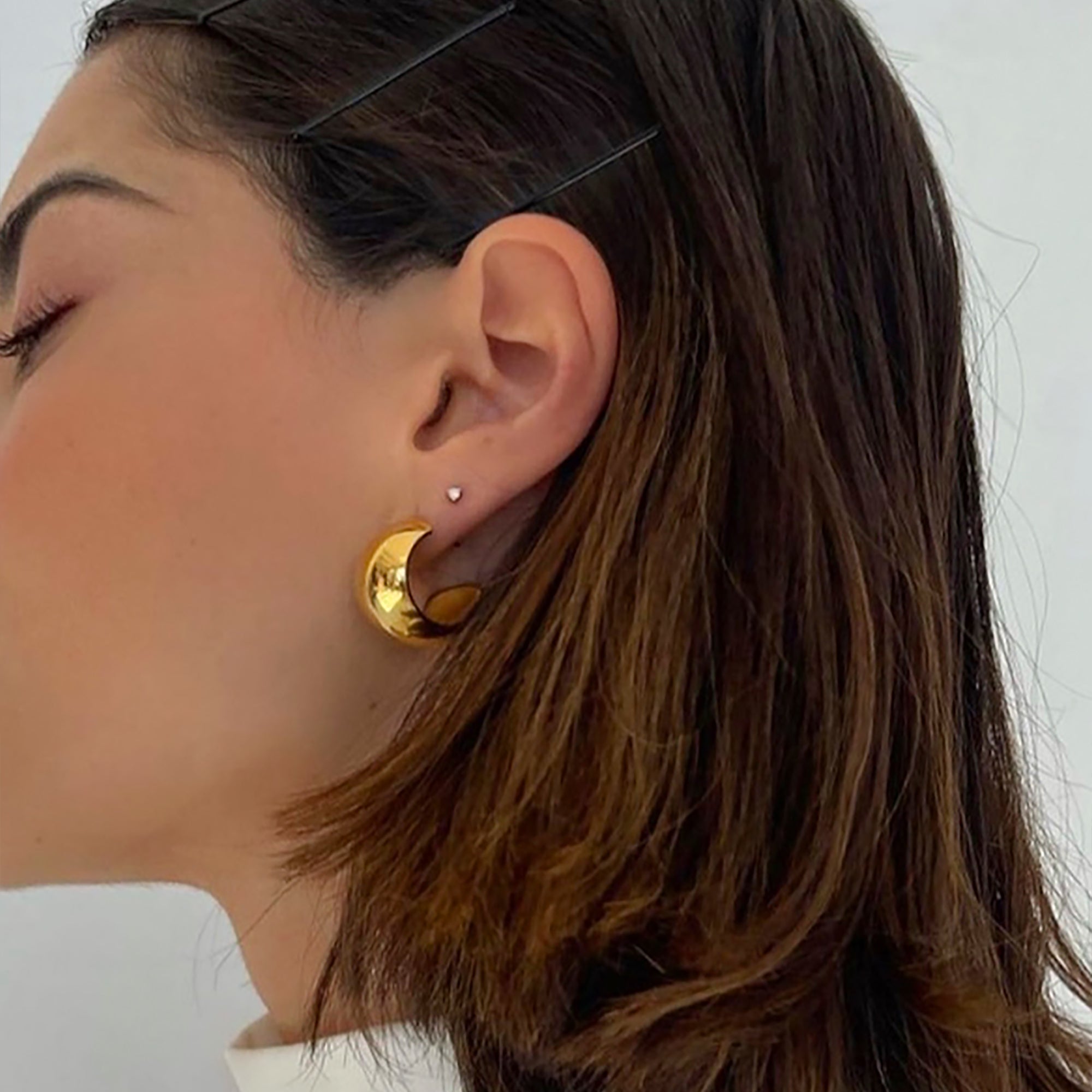 Gold Plated Hoop Earrings Gift wedding influencer styling KOL / Youtuber / Celebrity / Fashion Icon