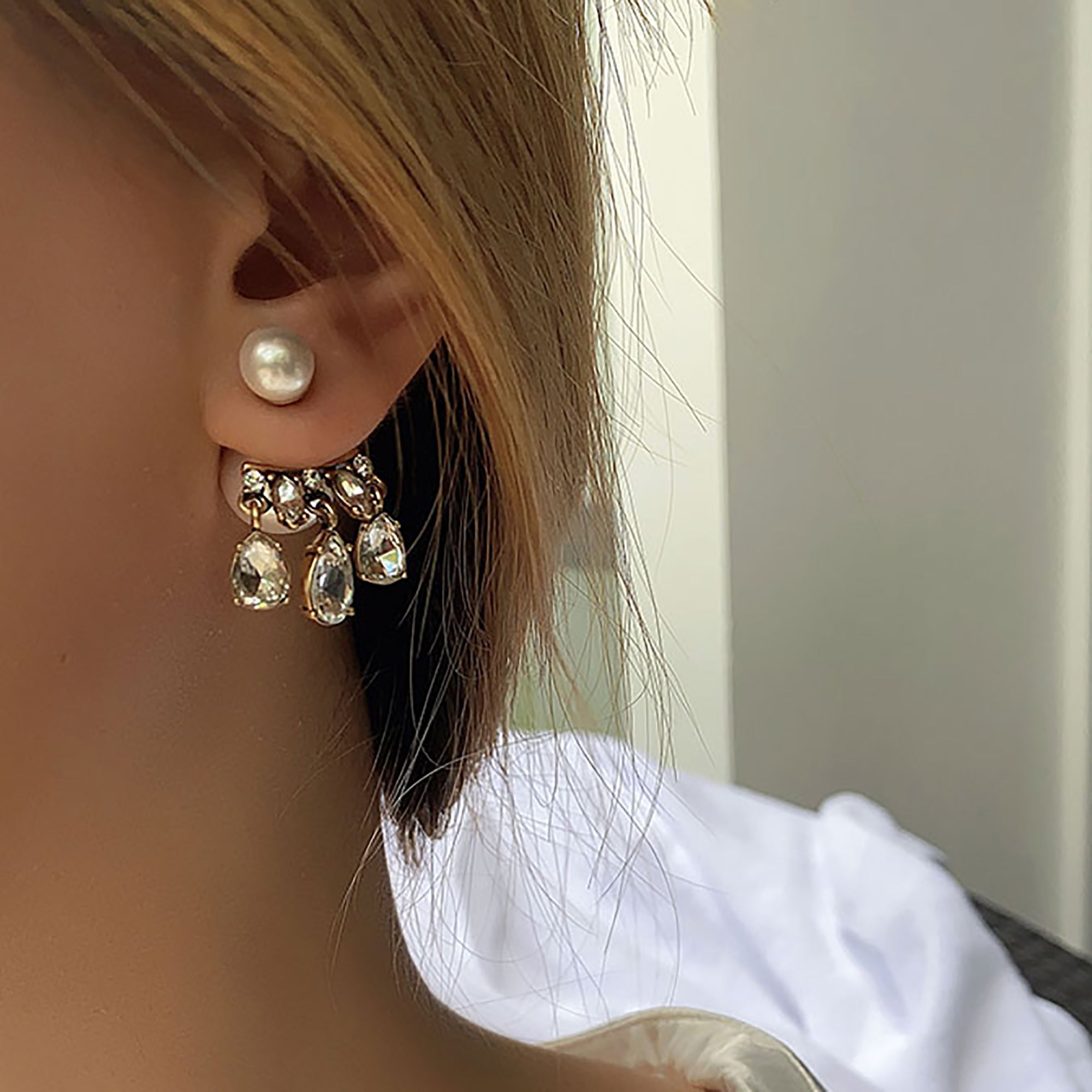 18K Gold Plated Pearl w/ CZ Double Side Earrings Gift wedding influencer styling KOL / Youtuber / Celebrity / Fashion Icon picked