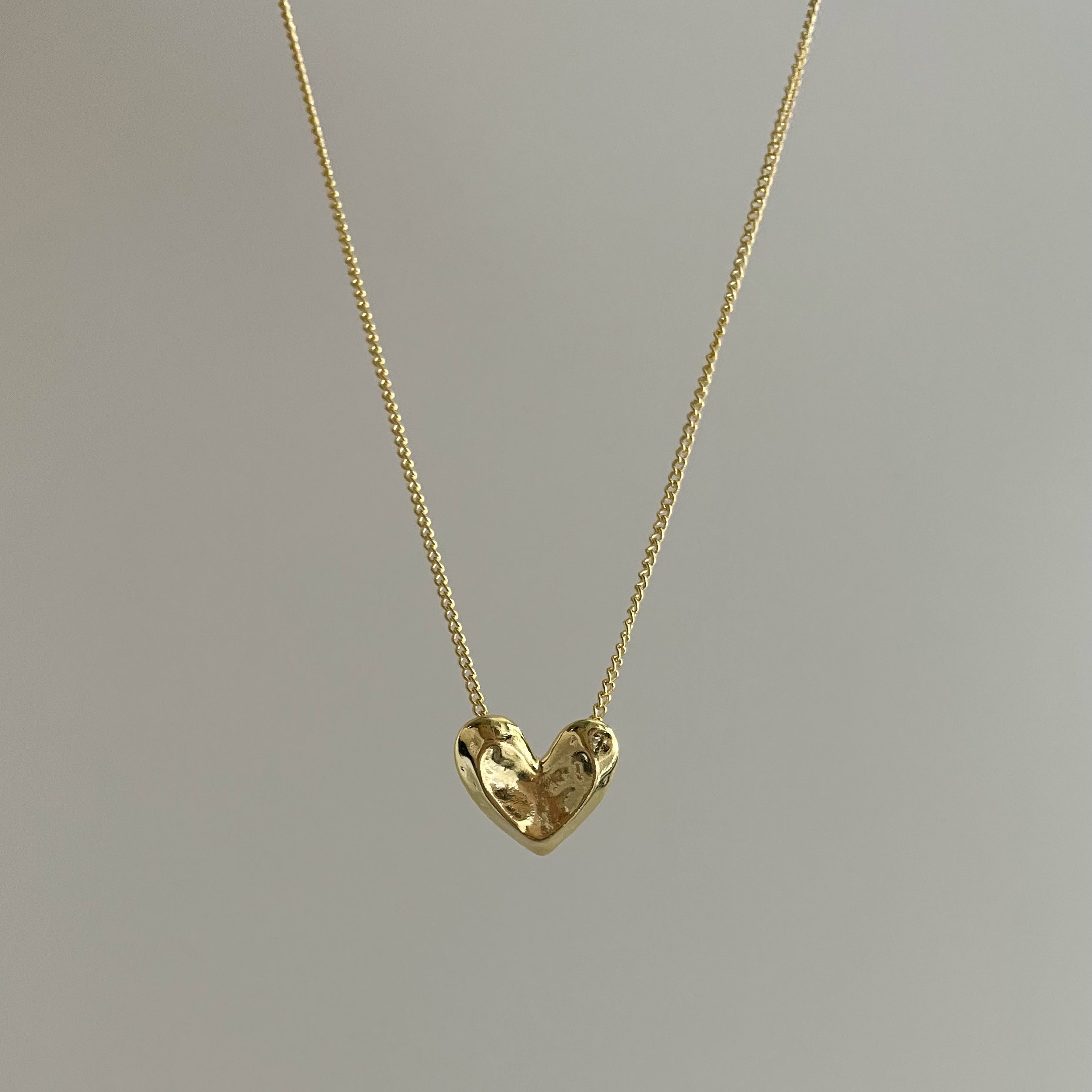 18K Gold Plated Heart Necklace Gift wedding influencer styling KOL / Youtuber / Celebrity / Fashion Icon picked