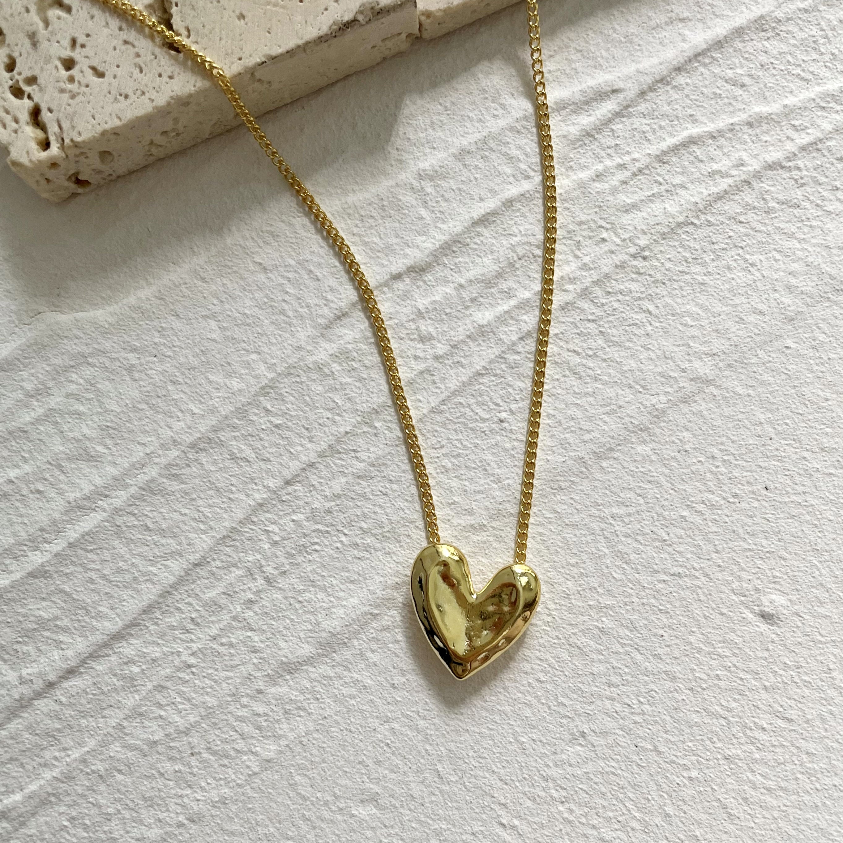 18K Gold Plated Heart Necklace Gift wedding influencer styling KOL / Youtuber / Celebrity / Fashion Icon picked