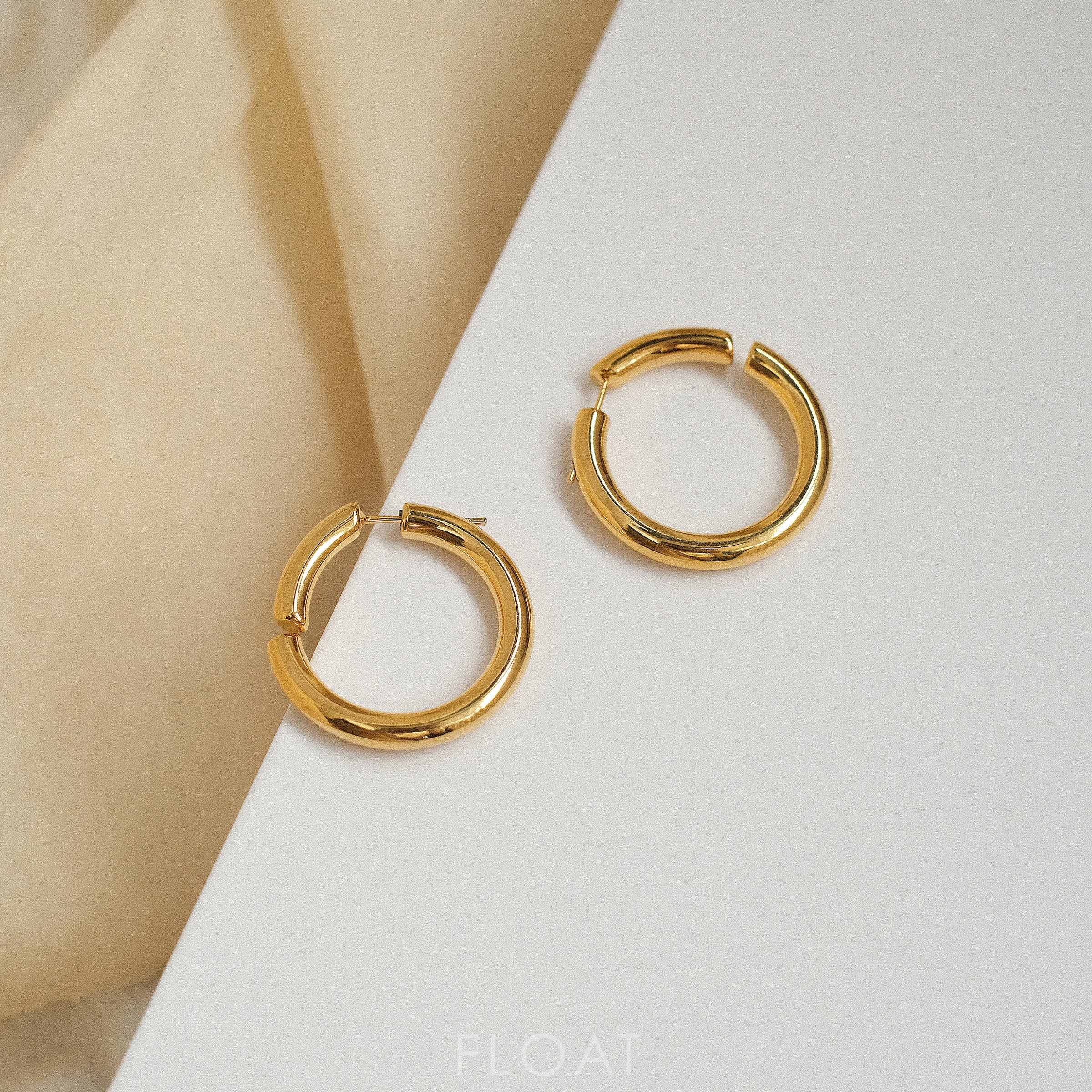 18K Gold Plated Deco Hoop Earrings Gift wedding influencer styling KOL / Youtuber / Celebrity / Fashion Icon