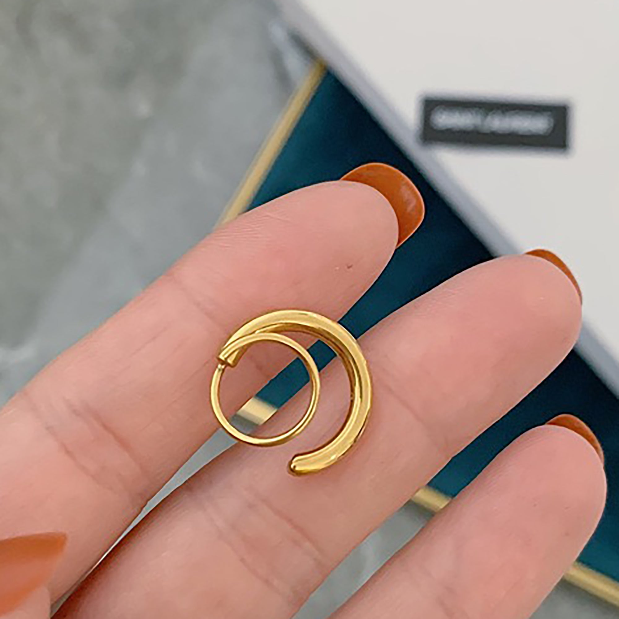 Gold Plated Layered Hoop Earrings Gift wedding influencer styling KOL / Youtuber / Celebrity / Fashion Icon