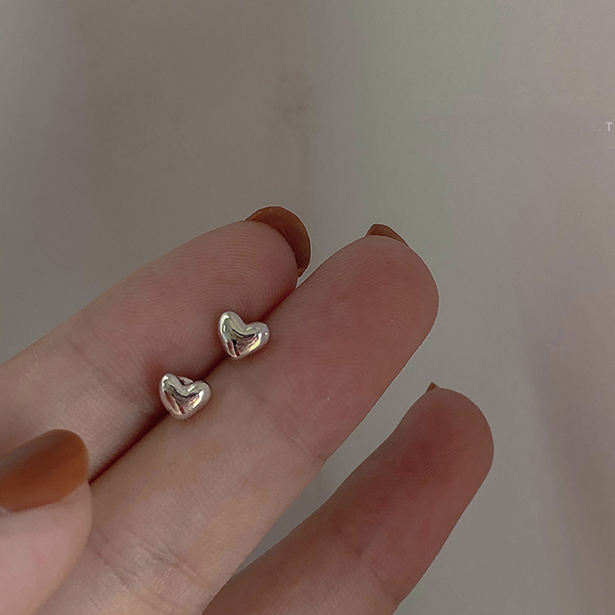 Gold Plated Mini Heart Stud Earrings Gift wedding influencer styling KOL / Youtuber / Celebrity / Fashion Icon