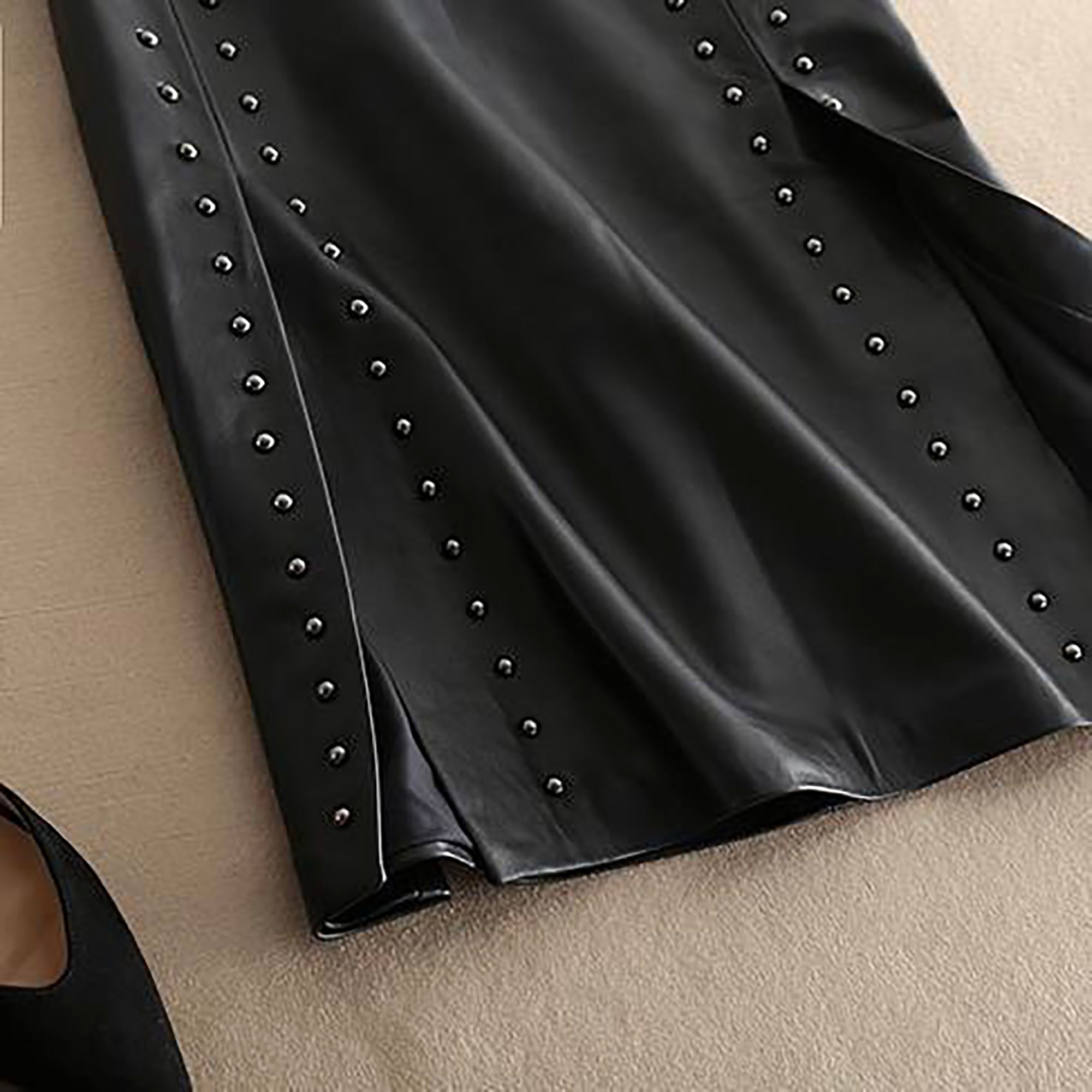 A/W Leather Rivets on Skirt