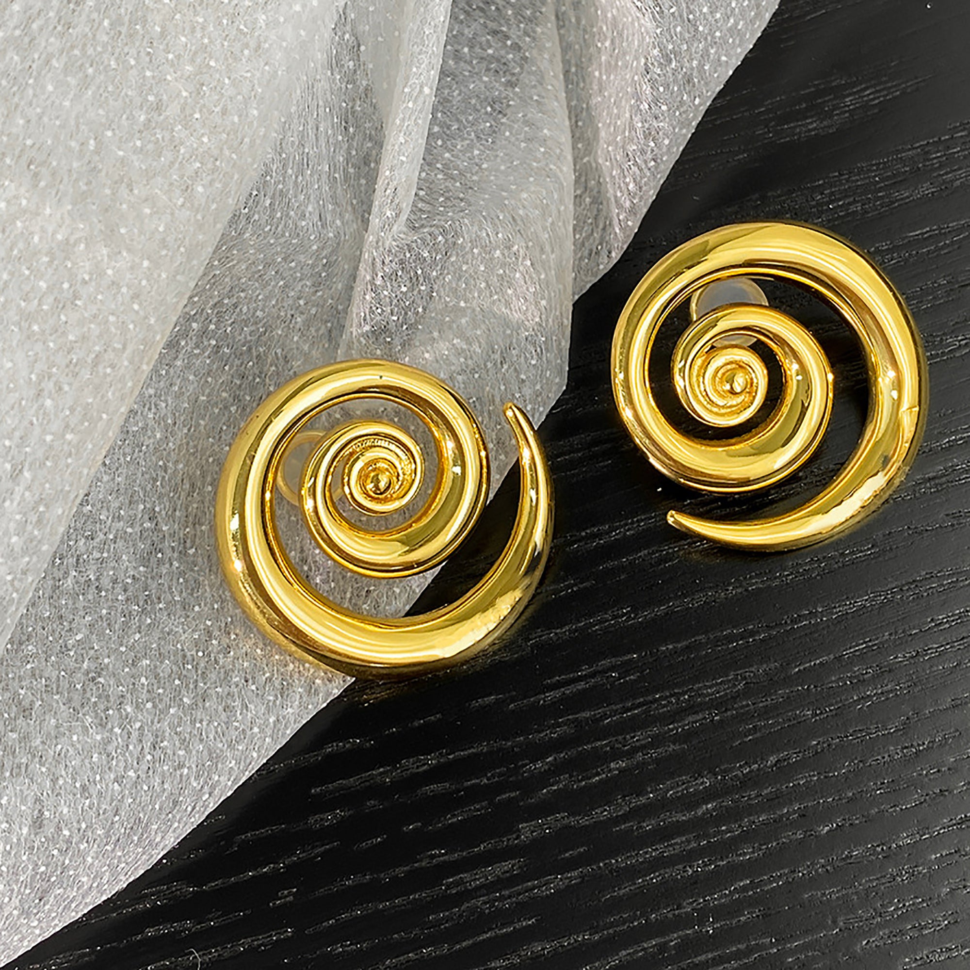 18K Gold Plated Swirl Stud Earrings Gift Party Wedding