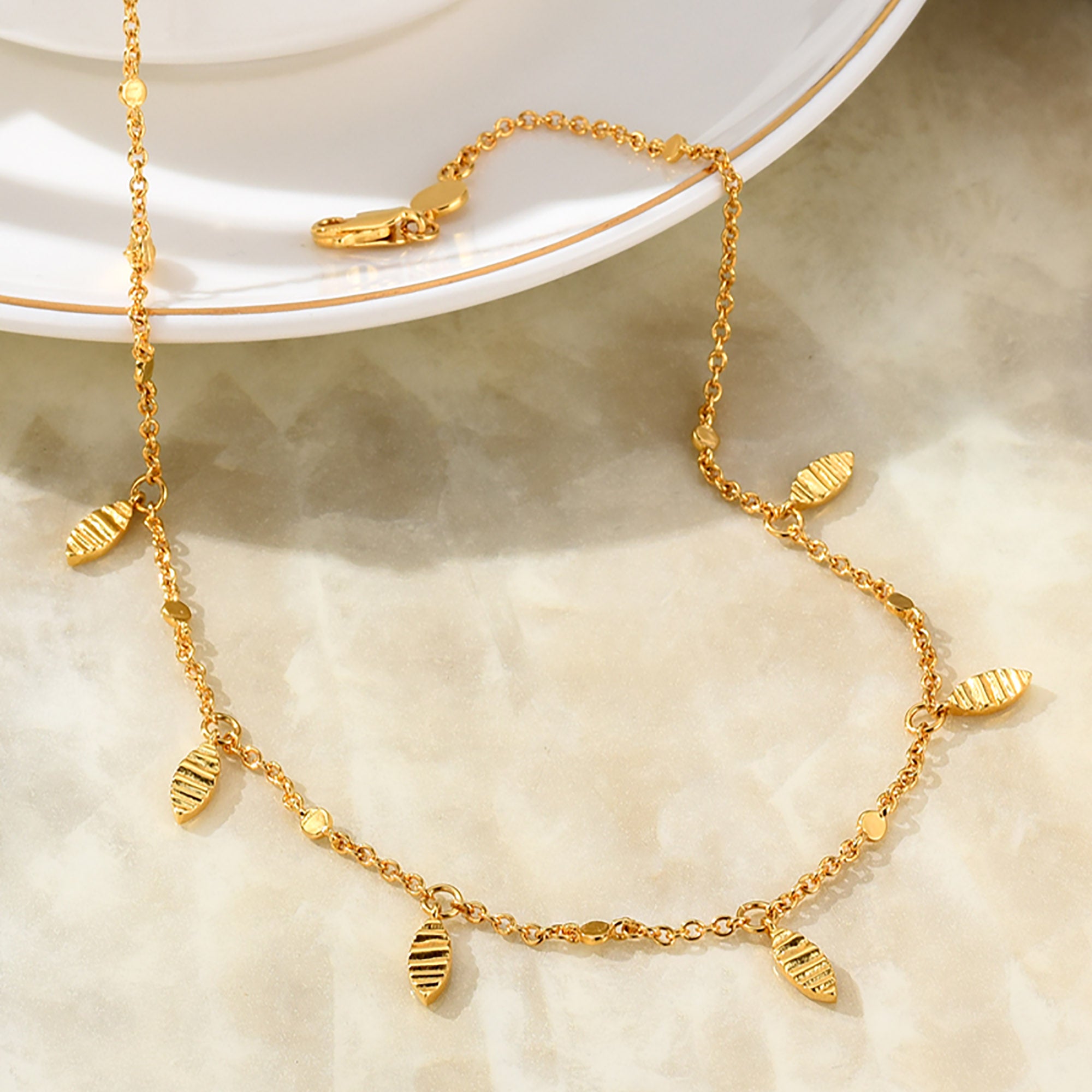 Gold Plated Leafs Pendant Necklace