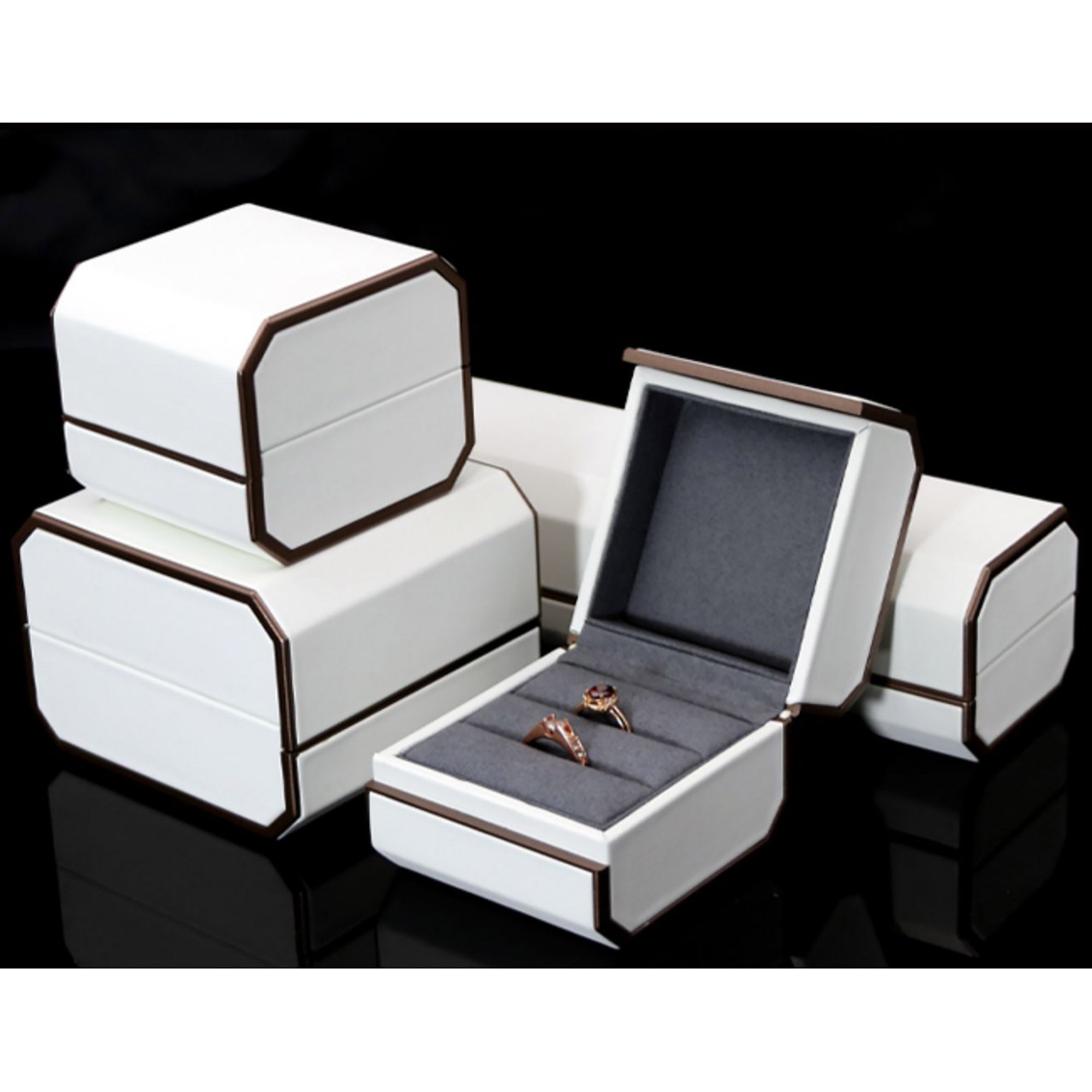 White Jewelry Box / Gift Box Vintage Gift Home Deco Decoration Design