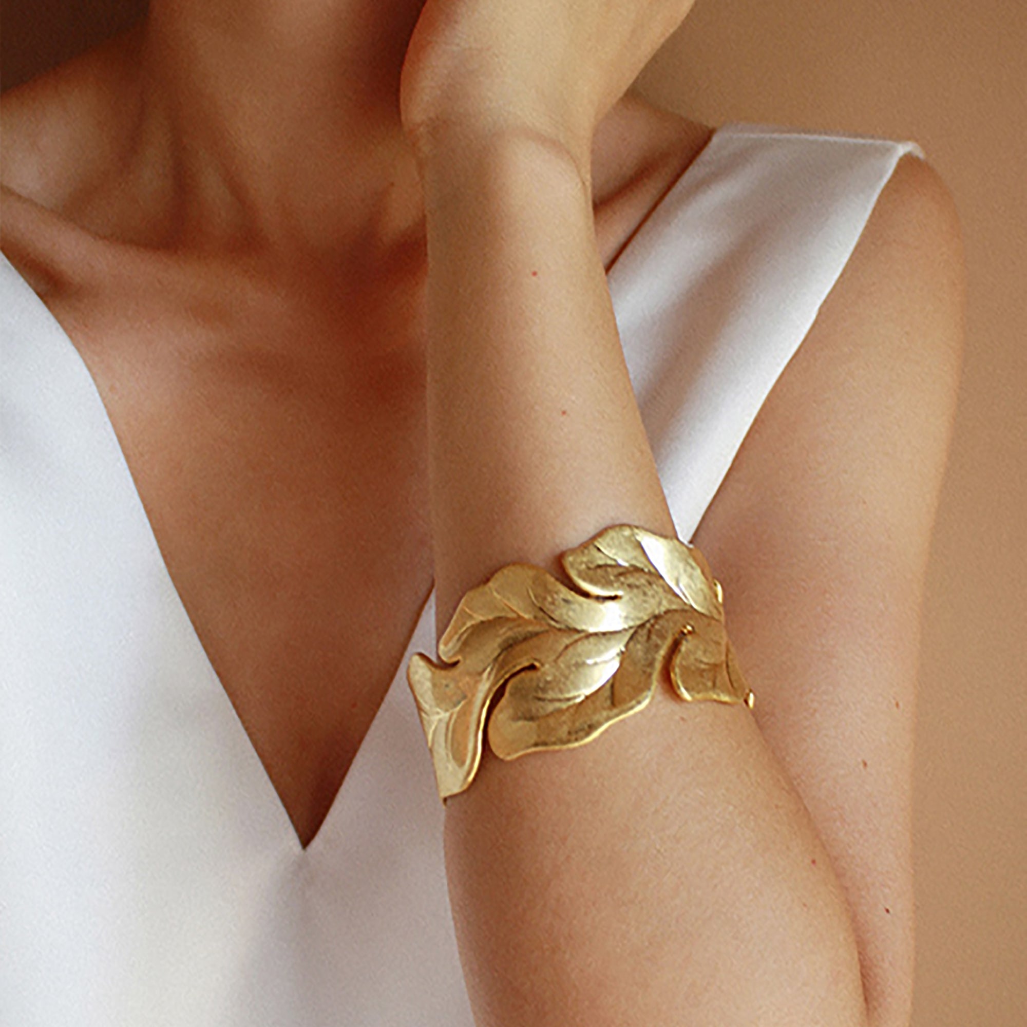 Gold Plated Leaf Cuff Bracelet Gift Wedding diamond Birthday Valentine Holiday Season KOL Influencer anniversay